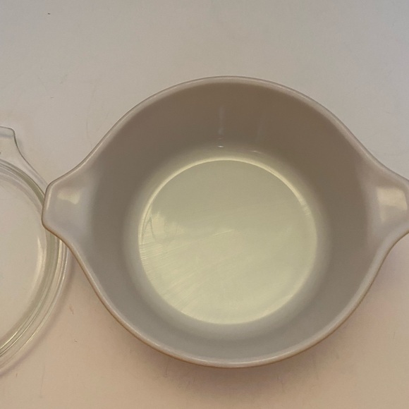 Vintage Pyrex - WOODLAND BROWN #472-B Casserole Dish with Lid 33-470-C - Picture 3 of 12